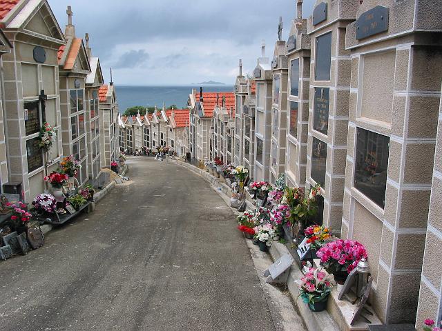 0089 Kerkhof.JPG